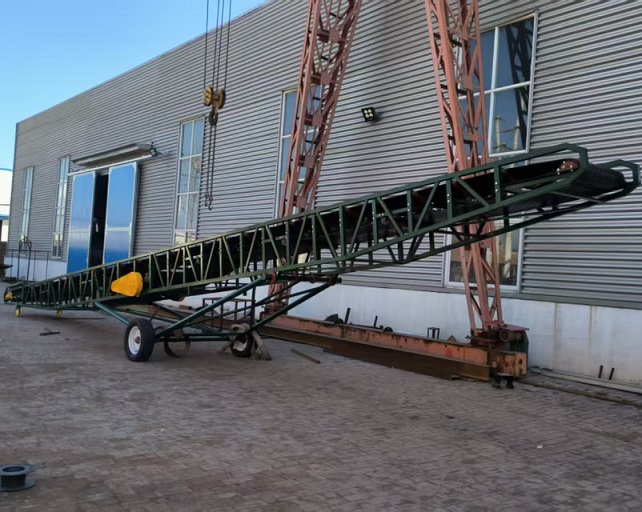 皮帶輸送機(jī)